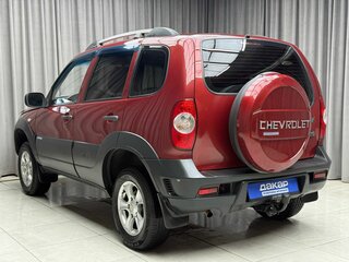 2011 Chevrolet Niva I Рестайлинг, красный, 469000 рублей, вид 4