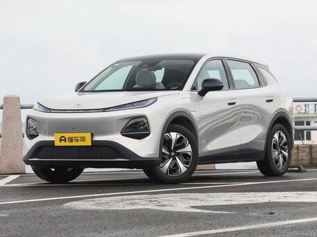 2026 Changan Qiyuan Q05 51.9 kWh II, серебристый, 2266000 рублей, вид 2