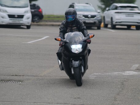 1998 Honda CBR 1100 XX, чёрный, 465000 рублей, вид 2