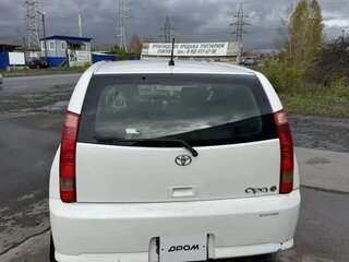 2002 Toyota Opa I, белый, 420000 рублей, вид 2