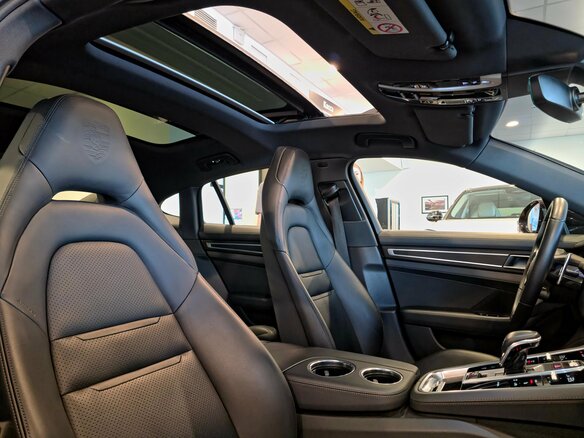 2021 Porsche Panamera 4S E-Hybrid II Рестайлинг, фиолетовый, 9900000 рублей - вид 33