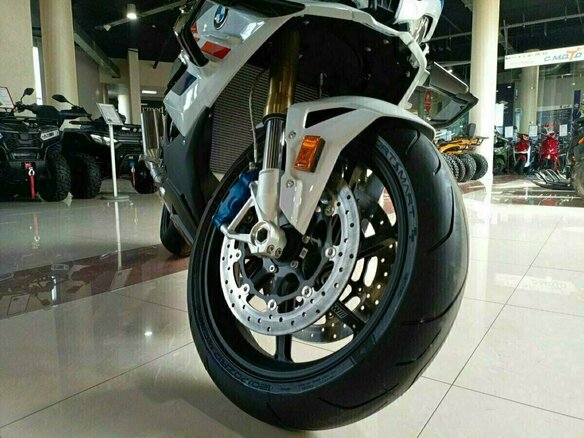 2024 BMW S 1000 RR, белый, 2600000 рублей - вид 8
