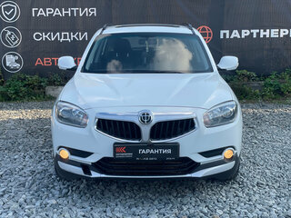 2017 Brilliance V5 I Рестайлинг, белый, 929000 рублей, вид 2