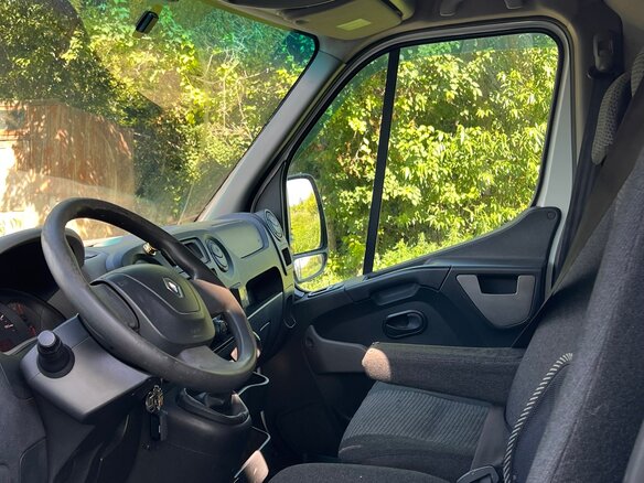2012 Renault Master, белый, 1600000 рублей - вид 11