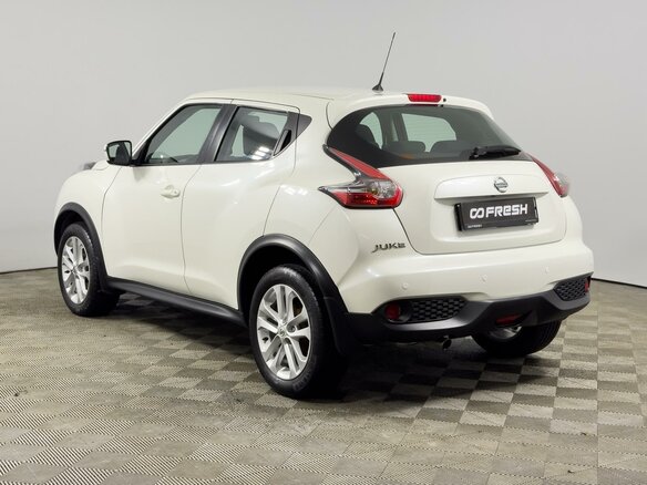2017 Nissan Juke I Рестайлинг, белый, 1609900 рублей - вид 1
