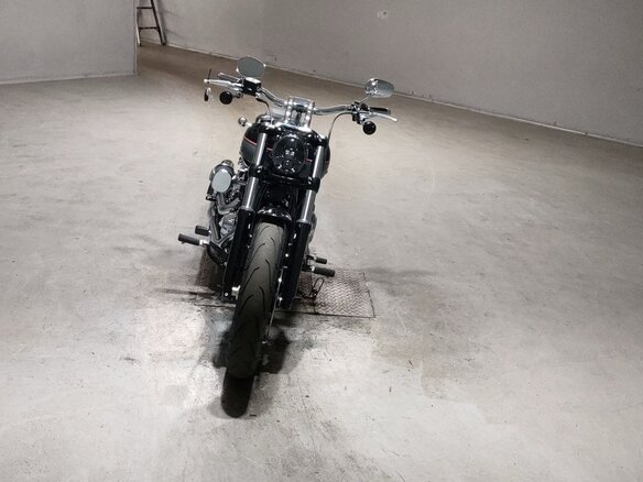 2023 Harley-Davidson Breakout, чёрный, 2029000 рублей - вид 3