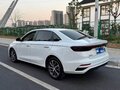 2022 Geely Emgrand II, белый - вид 5