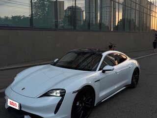 2020 Porsche Taycan Turbo I, белый, 10500000 рублей, вид 5