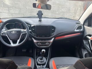 2018 Lada (ВАЗ) Vesta SW Cross I, оранжевый, 800000 рублей, вид 4