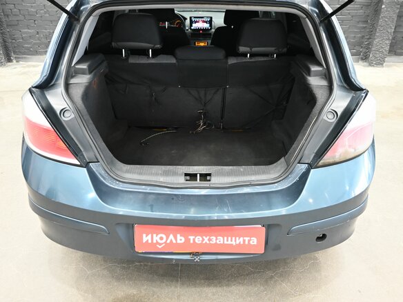 2005 Opel Astra H, серый, 200000 рублей - вид 4