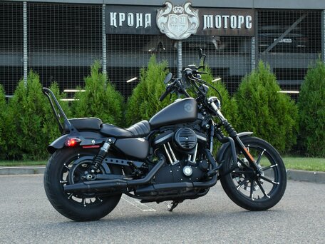 2021 Harley-Davidson Sportster 883, чёрный, 781125 рублей, вид 4