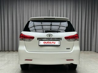 2010 Toyota Wish II, белый, 1449000 рублей, вид 4