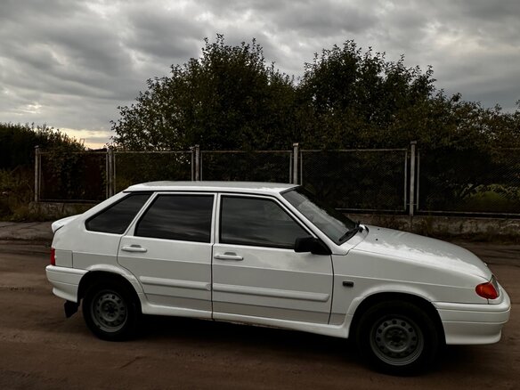 2012 Lada (ВАЗ) 2114, белый, 400000 рублей - вид 5