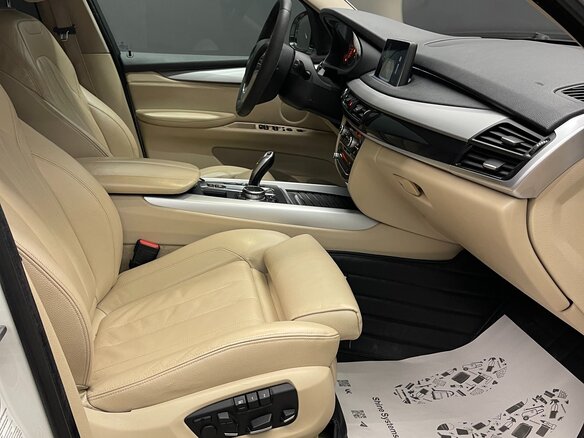 2014 BMW X5 35i III (F15), белый, 2690000 рублей - вид 10