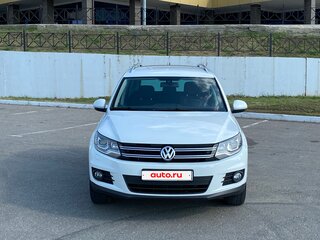 2016 Volkswagen Tiguan I Рестайлинг, белый, 1830000 рублей, вид 2