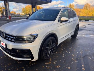 2018 Volkswagen Tiguan II, белый, 3420000 рублей, вид 3