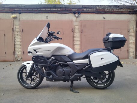 2013 Honda CTX 700, белый, 700000 рублей, вид 1