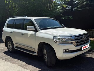 2015 Toyota Land Cruiser 200 Series Рестайлинг 2, белый, 5250000 рублей, вид 2