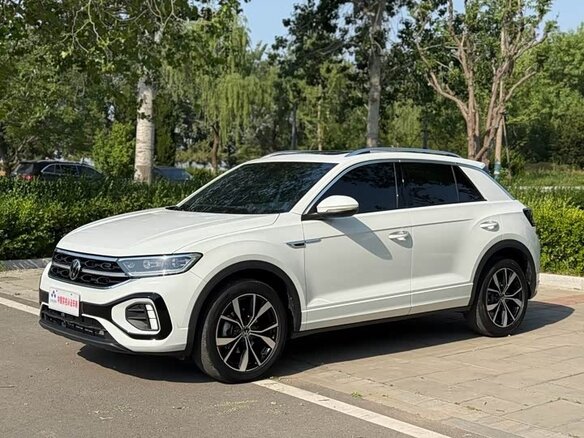 2024 Volkswagen T-Roc I (China Market) Рестайлинг, белый, 2010000 рублей