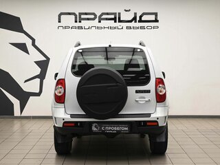 2020 Lada (ВАЗ) Niva, белый, 740000 рублей, вид 4