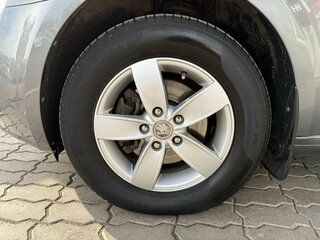2016 Skoda Octavia III (A7), серый, 1389930 рублей, вид 4