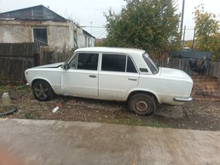 1975 Lada (ВАЗ) 21011, белый, 60000 рублей, вид 3