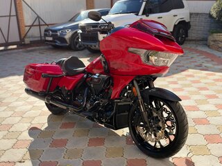 2025 Harley-Davidson CVO Road Glide ST, красный, 5000000 рублей, вид 4