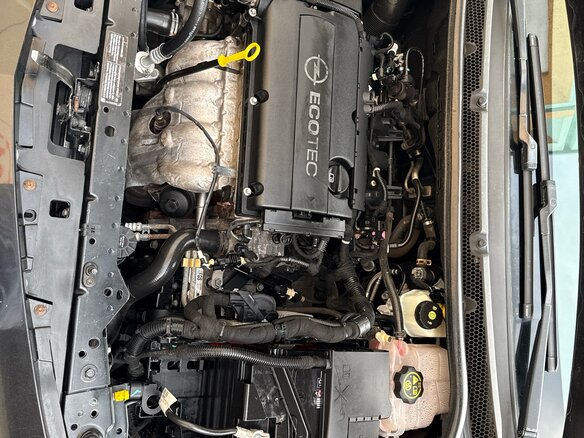 2014 Opel Astra J Рестайлинг, чёрный, 835000 рублей - вид 28