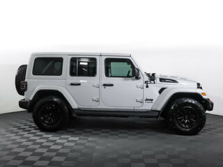 2022 Jeep Wrangler IV (JL), белый, 4500000 рублей, вид 4