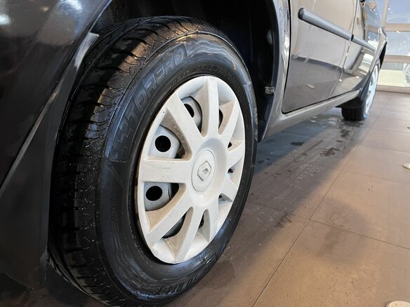 2011 Renault Logan I Рестайлинг, чёрный, 270000 рублей - вид 16