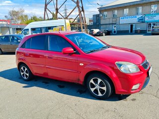 2010 Kia Rio II Рестайлинг, красный, 485000 рублей, вид 5