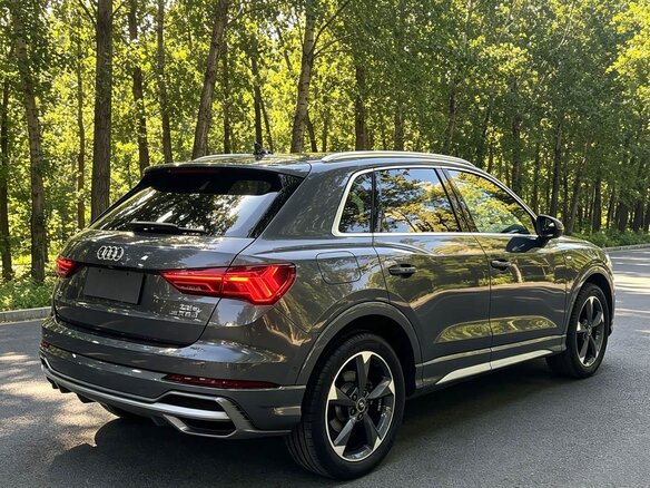2022 Audi Q3 35 TFSI II (F3), серый - вид 3