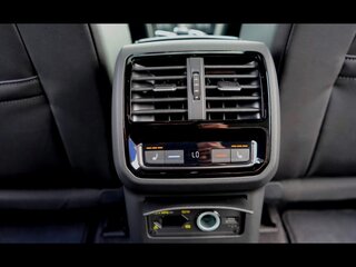 2019 Volkswagen Passat Alltrack B8 Рестайлинг, белый, 3500000 рублей, вид 3