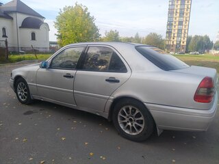 1994 Mercedes-Benz C-Класс 220 I (W202), серебристый, 220000 рублей, вид 4