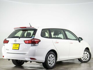 2018 Toyota Corolla Fielder XI (E160, E170) Рестайлинг 2, белый, 1449000 рублей, вид 4
