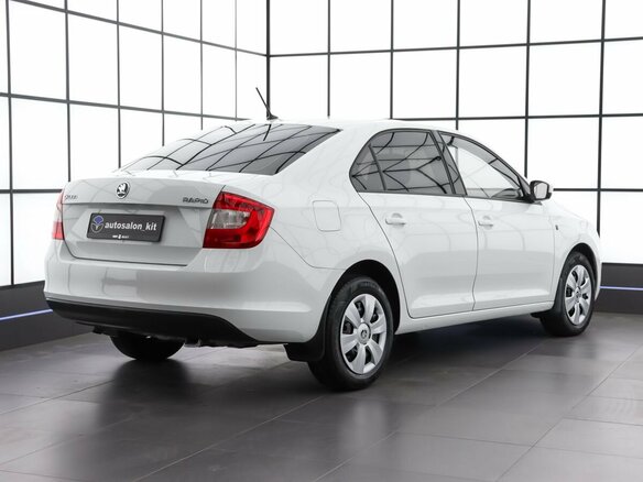 2016 Skoda Rapid I, белый, 1079000 рублей - вид 4