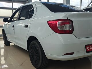 2016 Renault Logan II, белый, 399000 рублей, вид 4