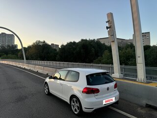 2011 Volkswagen Golf GTI VI, белый, 1150000 рублей, вид 4