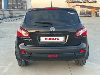 2013 Nissan Qashqai I Рестайлинг, чёрный, 928000 рублей, вид 4