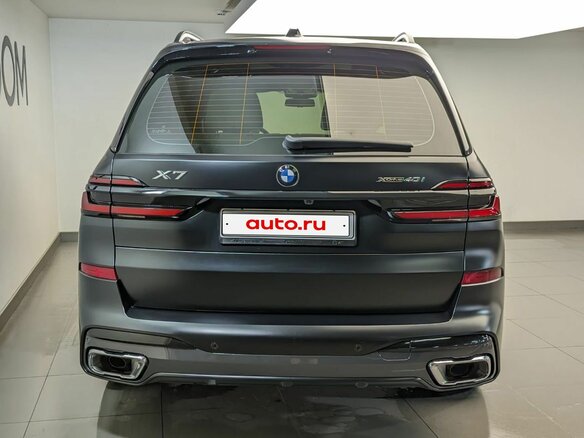 2025 BMW X7 40i I (G07) Рестайлинг, чёрный, 15300000 рублей - вид 4