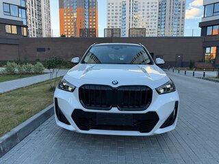 2026 BMW X1 Long 25Li xDrive III (U11/U12), белый, 5690000 рублей, вид 2