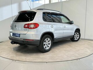 2010 Volkswagen Tiguan I, серебристый, 1060000 рублей, вид 5