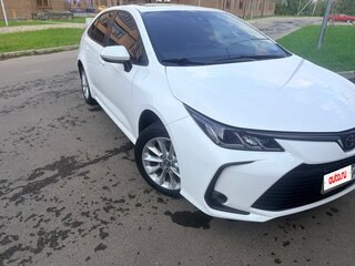 2021 Toyota Corolla XII (E210), белый, 1855000 рублей, вид 2