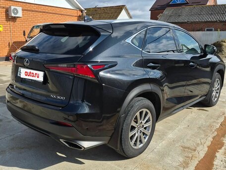 2020 Lexus NX 300 I Рестайлинг, чёрный, 3150000 рублей, вид 5