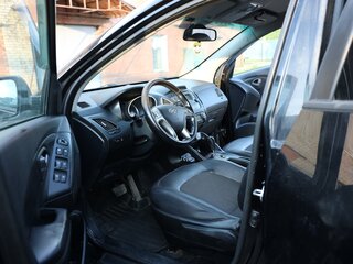 2015 Hyundai ix35 I Рестайлинг, чёрный, 1200000 рублей, вид 5
