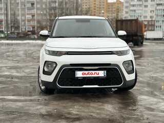 2021 Kia Soul III, белый, 2000000 рублей, вид 2