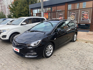 2020 Opel Astra K Рестайлинг, чёрный, 1850000 рублей, вид 1