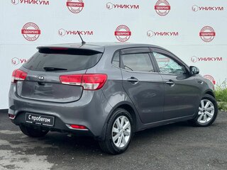 2016 Kia Rio III Рестайлинг, серый, 949000 рублей, вид 5