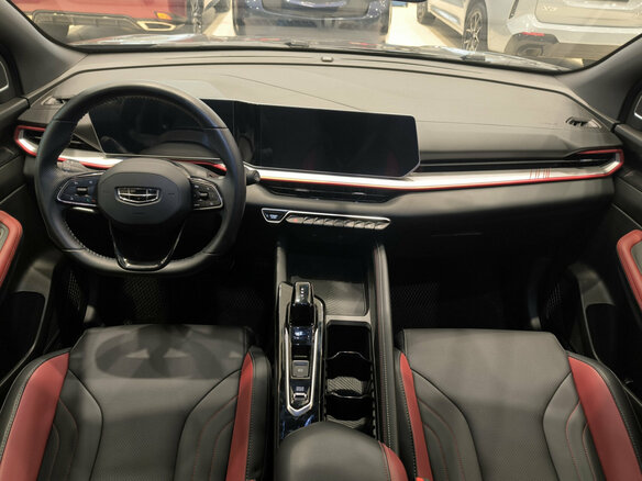 2024 Geely Coolray (Binyue Cool) I Рестайлинг, серый, 1850000 рублей - вид 13