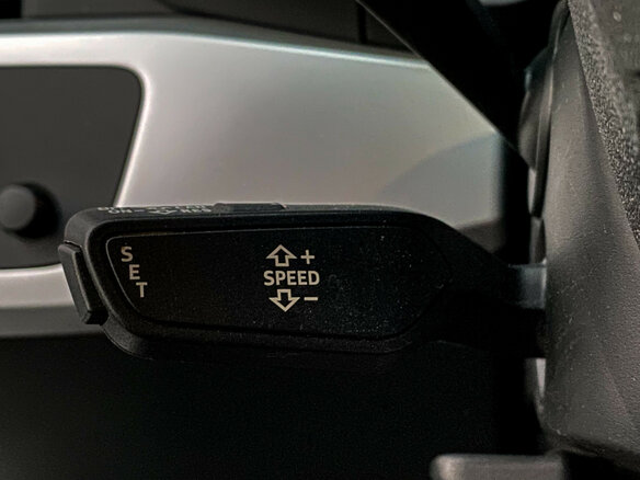 2018 Audi A4 V (B9), белый - вид 13